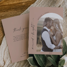 Tarjeta Festiva Arco Boho moderno | Salmon Married Bright Gracias