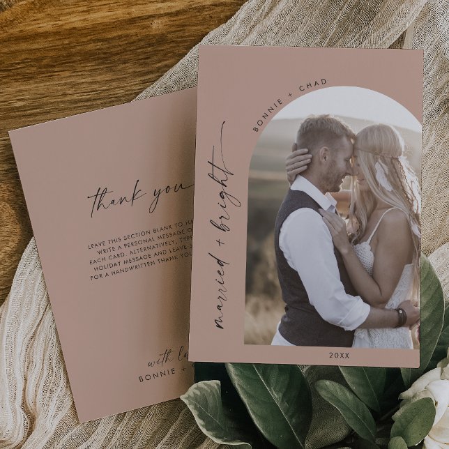 Tarjeta Festiva Arco Boho moderno | Salmon Married Bright Gracias (Subido por el creador)