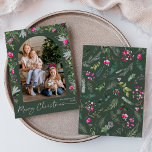 Tarjeta Festiva Arco botánico verde y brillante rosa 1 Foto<br><div class="desc">Esta colección cuenta con flores color agua rosa brillante,  bayas y vegetación de invierno con tipografía moderna y elegante,  con un patrón botánico de invierno.</div>