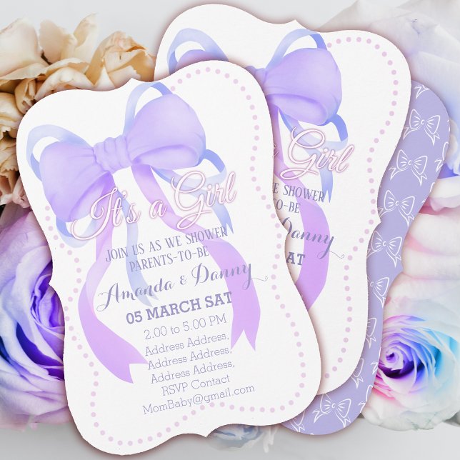 Tarjeta Festiva Baby Shower de cinta morada (Purple Ribbon Baby Shower Invitation Card.)