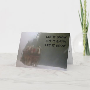 TARJETA FESTIVA BAJANDO A TRAVÉS DE LA NIEVE