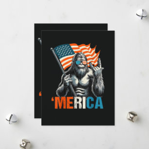 Tarjeta Festiva Bandera Americana Roca Bigfoot Merica