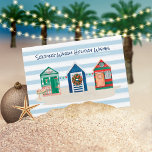 Tarjeta Festiva Beach Coastal Warm Wishes Beach Huts Holiday<br><div class="desc">El diseño de la tarjeta de vacaciones de playa de Nautical Boutique Co. cuenta con tres cabañas acuáticas de playa decoradas para las vacaciones y está situado en franjas acuáticas azules a juego. En el reverso hay un saludo náutico personalizable. Navidad Náutica en las costas.</div>