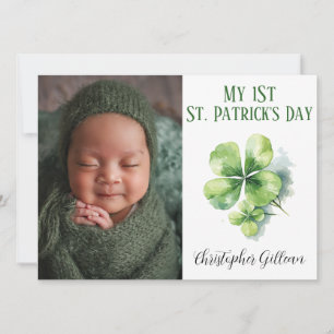 Tarjeta Festiva Bebé en su primer día de San Patricio con tréboles