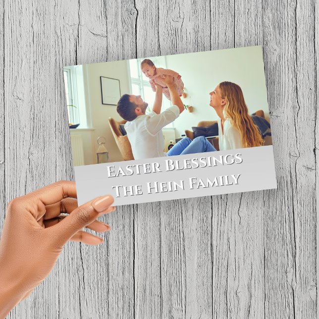 Tarjeta Festiva Bendiciones de Pascua, foto familiar de pura sangr (Easter Blessings Full Bleed Family Photo Holiday Card)
