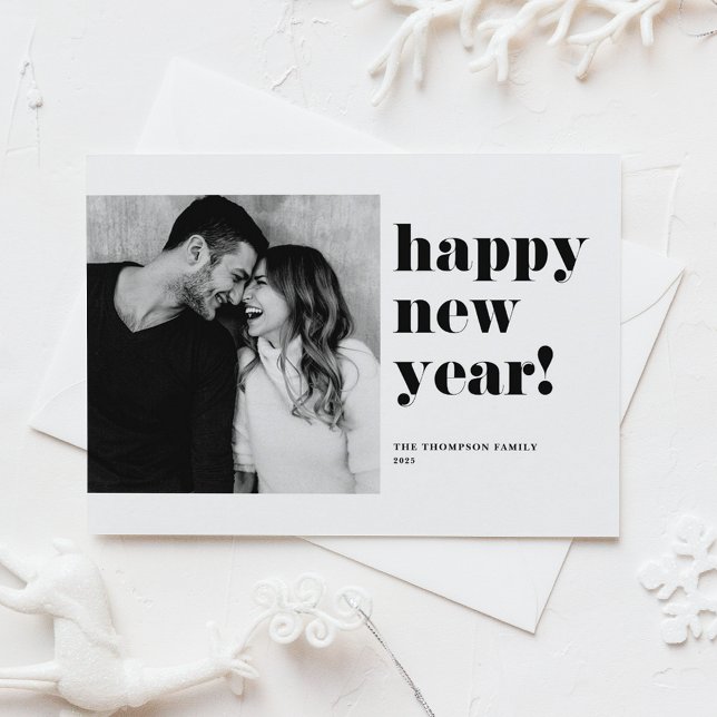 Tarjeta Festiva Black Happy New Year 2022 Bold Typography Photo (Subido por el creador)