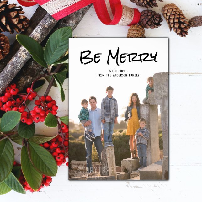 Tarjeta Festiva Black Simple Script be Merry Photo Flat Card (Black Simple Script Be Merry Holiday Photo Card)