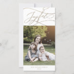 Tarjeta Festiva Boletín Romantic Gold Joyful Photo Family<br><div class="desc">Esta romántica tarjeta de vacaciones de la familia de fotos alegres y doradas es el saludo perfecto y sencillo de las vacaciones. El moderno diseño clásico presenta vistosos remolinos y florituras con una preciosa y elegante tipografía de Relieve metalizado de oro con chaflán a mano con letras falsas y oro....</div>