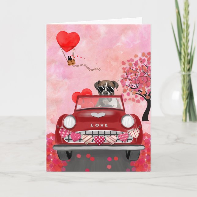 Tarjeta Festiva Boxer conduciendo coche con corazones San Valentín (Anverso)