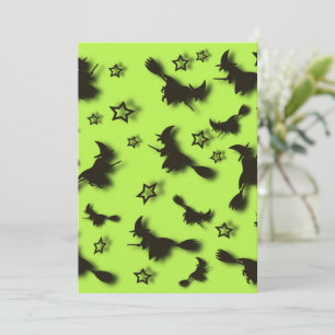 Tarjeta Festiva Bruja volando entre estrellas en la noche de Hallo