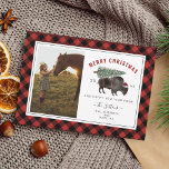 Tarjeta Festiva Buffalo Bison Plaid Red Plaid Christmas Photo<br><div class="desc">Illustration of a buffalo wearing a santa hat with a snow covered Christmas tree tied to its back.  Border and reverse side are black and red buffalo plaid pattern design. Personalize with your family photo.</div>