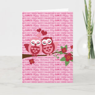 Tarjeta Festiva Búhos lindos en regalos felices del el día de San