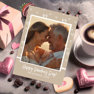 Tarjeta Festiva Café elegante y corazones blancos con foto Persona