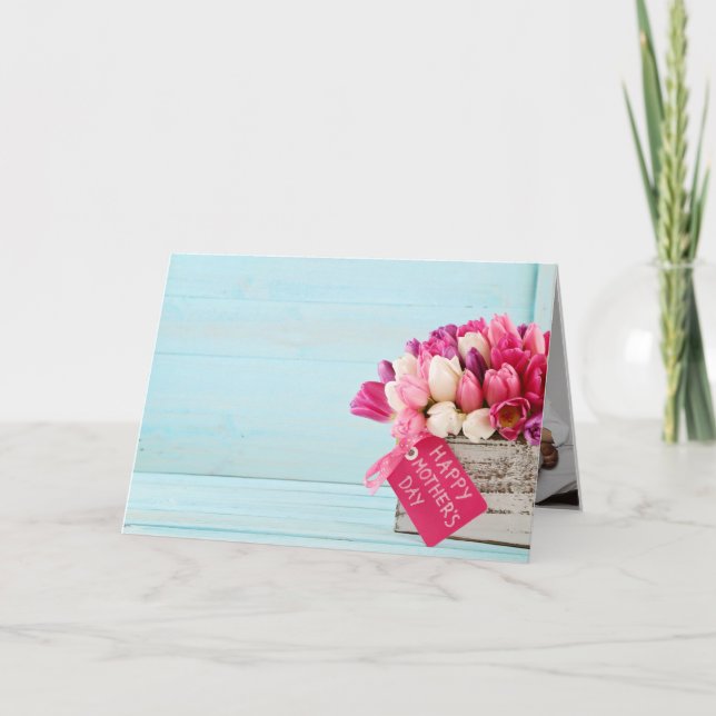 Tarjeta Festiva Caja Rustica de Tulipanes Rosados Día de la Madre  (Anverso)