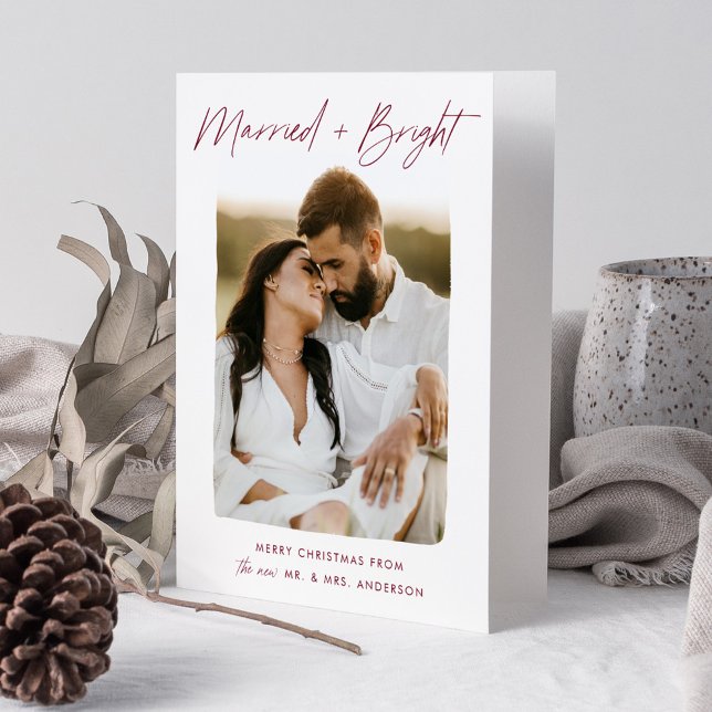 Tarjeta Festiva Casado y Brillante Fotografía con Letra Burgundy (Subido por el creador)