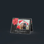 Tarjeta Festiva Chalkboard Botanical Merry Christmas Photo<br><div class="desc">Elegante Poinsettia con fondo de Chalkboard y Navidades de marcos plateados Tarjeta de vacaciones que puedes personalizar con tu propio nombre y fotos. Por favor,  reemplace las fotos de muestra con las suyas. Foto cortesía de https://pixabay.com/es/users/yamabsm-1300729/</div>