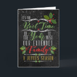 Tarjeta Festiva Chalkboard de vacaciones de negocios y tema Holly<br><div class="desc">¡Es la mejor época del año para desear a tu familia extensa una temporada de alegría! Para cualquier empresa que considere a sus clientes, clientes, vendedores, proveedores y/o empleados de su familia extendida, este saludo de vacaciones con temática de pizarra roja, verde y dorada tiene un gran toque moderno y...</div>