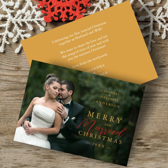 Tarjeta Festiva Chic First Christmas Married In Red & Gold Photo (Chic First Christmas Married In Red & Faux Gold Photo Holiday Card with Envelope.)