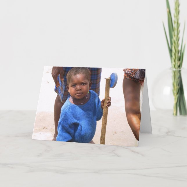 Tarjeta Festiva Chica de Kotokro con el juguete (Anverso)