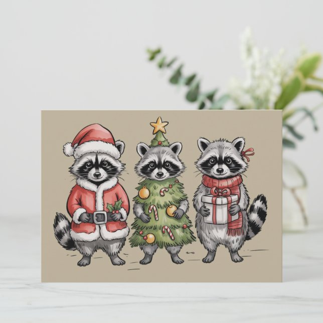 Tarjeta Festiva Christmas Raccoons Woodland Trio Santa Tree Animal (Anverso de pie)