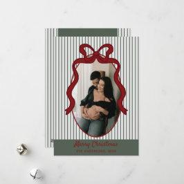 Tarjeta Festiva Clásico Navideño Verde Oscuro Rayas y Lazo Rojo