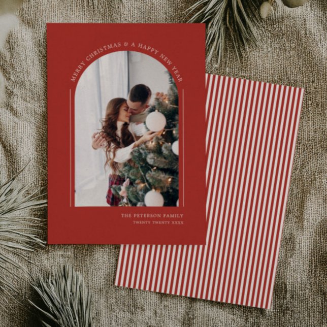 Tarjeta Festiva Classy Red Modern Family Christmas Photo (Subido por el creador)