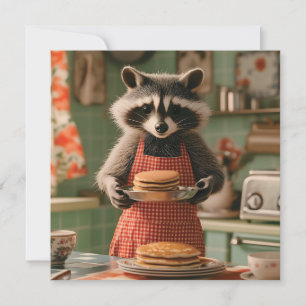 Tarjeta Festiva Cocina retro con un chef de mapache que sirve panq
