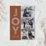 Tarjeta Festiva COLLAGE DE FOTOS JOY Foliage Lettering Terracotta<br><div class="desc">Tarjeta plana JOY Foliage Lettering Terracotta Navidades Collage de fotos | Enviar saludos de Navidad con esta fantástica tarjeta de foto de vacaciones. Presenta follaje JOY,  tipografía decorativa y estampado festivo. Personalice agregando nombres,  mensajes y fotos.</div>