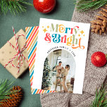 Tarjeta Festiva Colorido retro - foto de Navidades merry y brillan<br><div class="desc">¡Un Navidad alegre y brillante! Celebra la temporada con tus seres queridos y envía una colorida tarjeta de felicitación con fotos de estilo retro, que te da un ambiente alegre y divertido para las vacaciones. Personalice la foto y los nombres. (Foto de Elina Fairytale en Pexels. Por favor, reemplácelo por...</div>