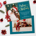Tarjeta Festiva Con Relieve Metalizado 2 fotos creen en la familia de magia de los Navida<br><div class="desc">Tarjeta de saludo de vacaciones moderna con uno de sus retratos favoritos de la familia de los Navidades a la izquierda, complementada con un marco de Relieve metalizado de oro real y un texto que dice "Cree en la magia de los Navidades" a la derecha sobre un elegante fondo azul,...</div>