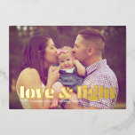 Tarjeta Festiva Con Relieve Metalizado Amor y luz Hanukkah<br><div class="desc">Esta moderna tarjeta de Hanukkah muestra las palabras amor y luz en verdadero Relieve metalizado sobre una foto de sangre completa. La espalda tiene un patrón rayado.</div>