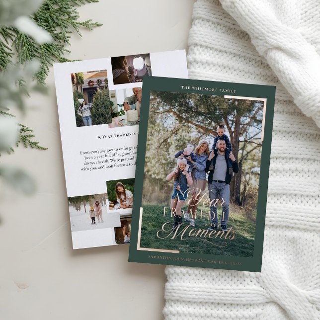 Tarjeta Festiva Con Relieve Metalizado Año simple en momentos Navidades de fotografía fam (Simple Year in Moments Family Photo Christmas Foil Holiday Card)