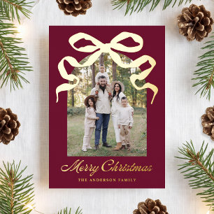 Tarjeta Festiva Con Relieve Metalizado Arco de Foto de Navidad de Burgundy con Lazo Dibuj