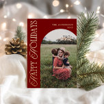 Tarjeta Festiva Con Relieve Metalizado Arco fotográfico de guión vertical<br><div class="desc">Exquisita tarjeta de vacaciones de Relieve metalizado diseñada con un marco fotográfico en forma de arco y un elegante guión moderno vertical. El marco fotográfico en forma de arco es perfecto para mostrar tu foto favorita, creando un impacto visual impresionante en el fondo oscuro de color burdeos que seguramente dejará...</div>