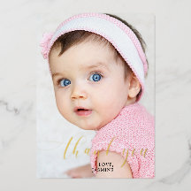 Bebé 1cumpleaños Gracias a los elegantes cambios d