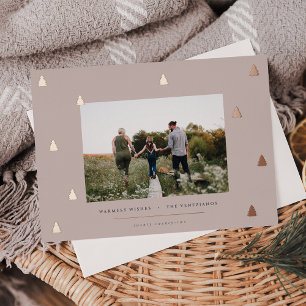 Tarjeta Festiva Con Relieve Metalizado Bosque dorado Foto de Navidades elegantes