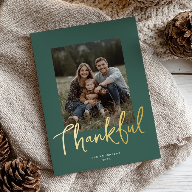 Tarjeta Festiva Con Relieve Metalizado Chic Script Thanksgiving Photo Dark Green Gold  (Subido por el creador)