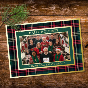 Tarjeta Festiva Con Relieve Metalizado Clásica foto de Felices Fiestas en cuadros rojos y