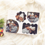Tarjeta Festiva Con Relieve Metalizado Collage de fotos de Navidades modernos de formas l<br><div class="desc">¡Agrega algo de brillo a tus tarjetas de fotos de Navidad con Relieve metalizado oro, plata o oro rosa de verdad! La parte delantera muestra cuatro fotos de formas lúdicas, entre ellas un círculo, un arco, una flor y un rectángulo ondulado. Un giro divertido en el diseño tradicional de una...</div>