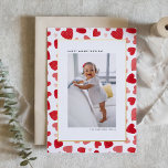 Tarjeta Festiva Con Relieve Metalizado Corazones de color rojo foto feliz Día de San Vale<br><div class="desc">¡Que este El día de San Valentín sea inolvidable con un toque personalizado! Nuestra tarjeta El día de San Valentín de fotos de Personalizable presenta un delicado patrón de corazones de acuarela. Ya sea que estés celebrando amor, amistad o momentos especiales con alguien querido, esta tarjeta te permite subir tu...</div>