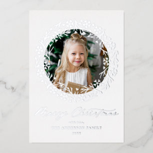 Tarjeta Festiva Con Relieve Metalizado Corona de copo de nieve plateado