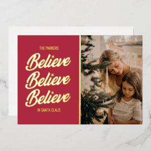 Tarjeta Festiva Con Relieve Metalizado Cree En Santa Foto