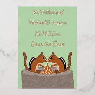 Tarjeta Festiva Con Relieve Metalizado Cute Chipmunks Personalizado de la boda de otoño