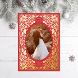 Tarjeta Festiva Con Relieve Metalizado Delicada foto de marco ovalado rojo de Poinsettia<br><div class="desc">Marco ilustrado original hecho de puntias y hojas huecas. También disponible en orientación alternativa; elija entre oro,  oro rosa o Relieve metalizado plateado; también puede cambiar el color debajo usando la opción capas,  seleccione el color del archivo svg.</div>
