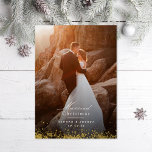 Tarjeta Festiva Con Relieve Metalizado El oro engaña a Navidades casados. Foto<br><div class="desc">El oro se balancea sobre la foto completa con "navidades casados" o agrega más fotos y texto.</div>