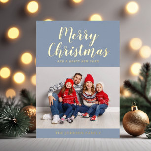 Tarjeta Festiva Con Relieve Metalizado Elegant Dusty Blue Gold Script Christmas Photo