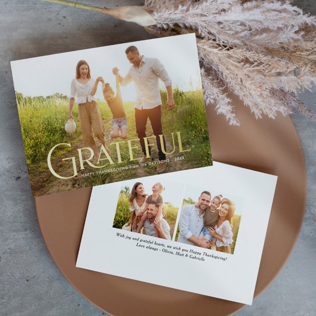 Tarjeta Festiva Con Relieve Metalizado Elegant Gold Grateful Family Photo (Subido por el creador)