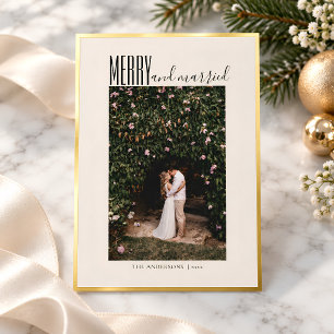 Tarjeta Festiva Con Relieve Metalizado Elegante Boda de Navidad Foto Dorada Alegre Casado