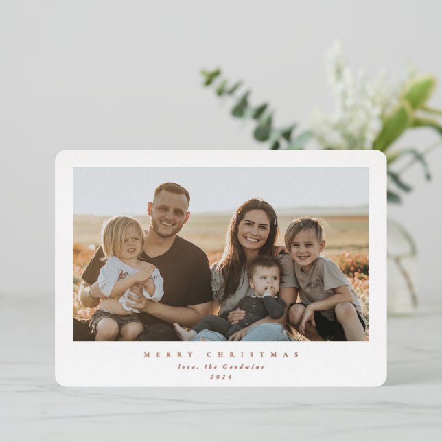 Tarjeta Festiva Con Relieve Metalizado Elegante Marco Blanco Mínimo Una Foto (Anverso de pie)