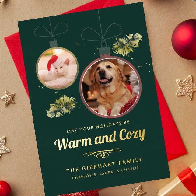 Tarjeta Festiva Con Relieve Metalizado Elegante Mascota familiar Fotos Navidades Oro (Christmas Pet Photos Warm and Cozy Green Greetings Gold Foil Card)